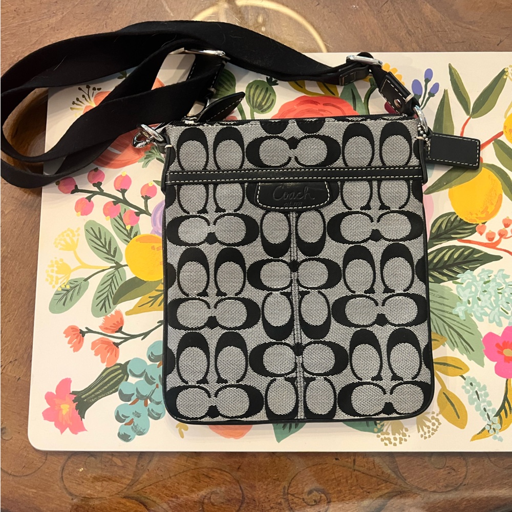 Classic Coach Crossbody Bag